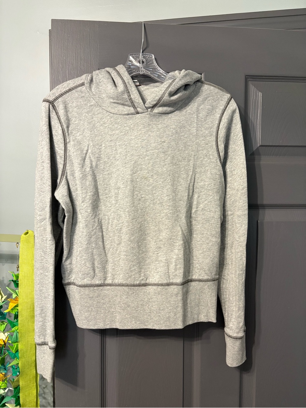GAP Light Gray Hooded Sweatshirt
